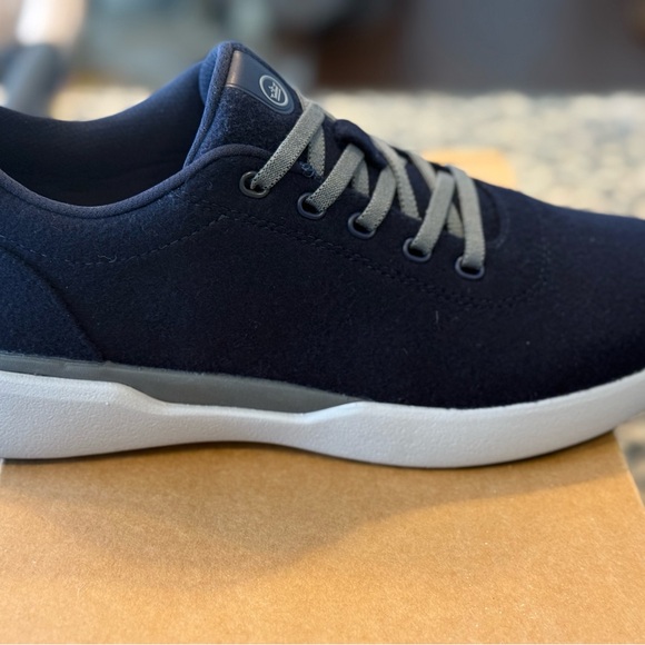 Peter Millar Glide Dark Blue Wool Sneakers with Gray Accents - Picture 3 of 7
